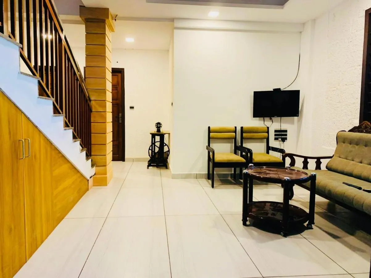 Five Bedroom Villa Munnar